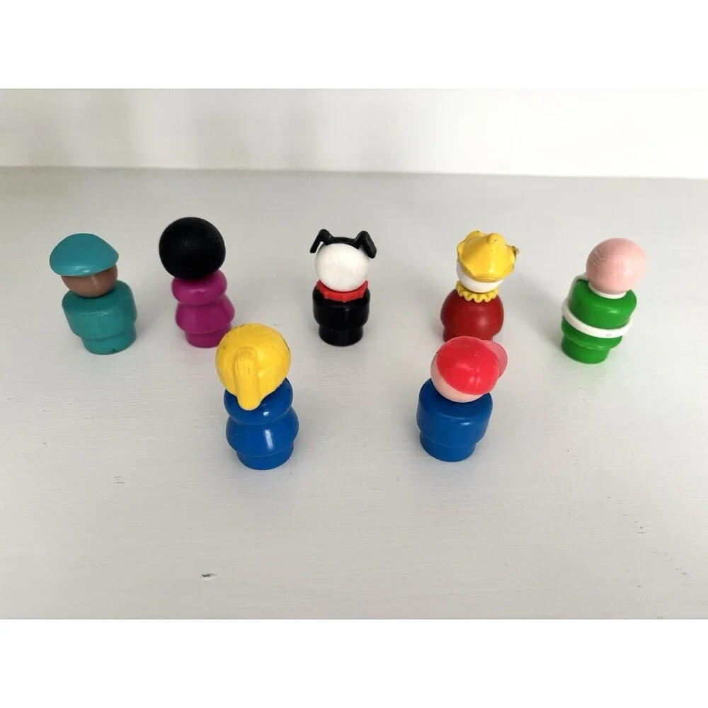 Vintage Fisher Price Little People Wooden Figures Lot Of 7